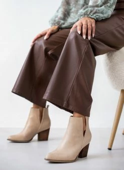 Εξοδος 💯 The Fashion Project Μποτάκια Cowboy με άνοιγμα - Μπεζ 😀 15 Εξοδος 💯 The Fashion Project Μποτάκια Cowboy με άνοιγμα - Μπεζ 😀 -Μποτάκια Κατάστημα mpotakia cowboy me anoigma 106359 0e5p