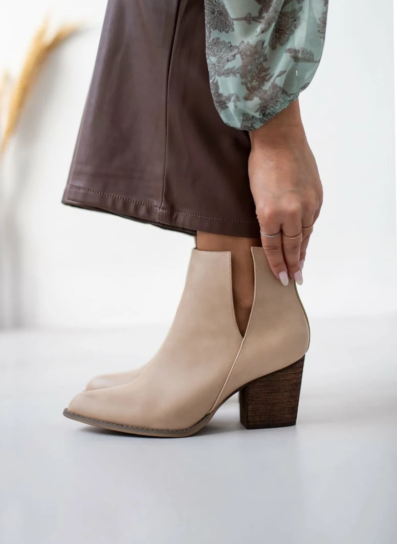 Εξοδος 💯 The Fashion Project Μποτάκια Cowboy με άνοιγμα - Μπεζ 😀 3 Εξοδος 💯 The Fashion Project Μποτάκια Cowboy με άνοιγμα - Μπεζ 😀