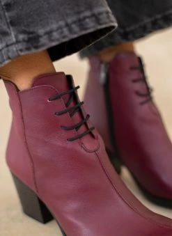 Καλύτερες κριτικές για 👍 The Fashion Project Μποτάκια δερμάτινα αστραγάλου με κορδόνια - Μπορντό 🤩