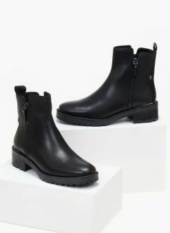 Προώθηση 🛒 Μποτάκια δερμάτινα με μέταλλο CARMELA 160277 - Μαύρο 😉 -Μποτάκια Κατάστημα mpotakia dermatina me metallo carmela 160277 106239 oei5