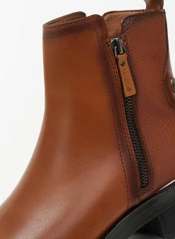 Συμφωνίες 🌟 Μποτάκια δερμάτινα με μέταλλο CARMELA 160277 - Ταμπά 🔥 -Μποτάκια Κατάστημα mpotakia dermatina me metallo carmela 160277 106534 a0pk