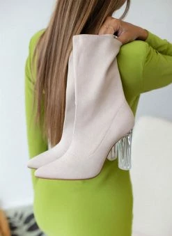 Πολύ καλή προσφορά 🎁 The Fashion Project Μποτάκια κάλτσα με διάφανο τακούνι - Μπεζ ⌛ 18 Πολύ καλή προσφορά 🎁 The Fashion Project Μποτάκια κάλτσα με διάφανο τακούνι - Μπεζ ⌛ -Μποτάκια Κατάστημα mpotakia kaltsa me diafano takouni 106137 4po8