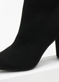 Αγορά 🤩 The Fashion Project Μποτάκια κάλτσα με εφαρμοστή γάμπα - Μαύρο 👍 -Μποτάκια Κατάστημα mpotakia kaltsa me efarmosti gampa 106491 kot1