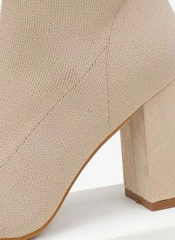 Προϋπολογισμός 🤩 The Fashion Project Μποτάκια κάλτσα με εφαρμοστή γάμπα - Μπεζ 💯 -Μποτάκια Κατάστημα mpotakia kaltsa me efarmosti gampa 106492 4rfz