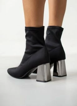 Αγορά 😀 The Fashion Project Μποτάκια κάλτσα σατέν - Μαύρο ✨ -Μποτάκια Κατάστημα mpotakia kaltsa saten 107070 kc7i