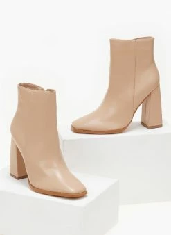 Flash Sale 👍 The Fashion Project Μποτάκια καρέ με εξωτερική ραφή - Nude ✨ 11 Flash Sale 👍 The Fashion Project Μποτάκια καρέ με εξωτερική ραφή - Nude ✨ -Μποτάκια Κατάστημα mpotakia kare me ekswteriki rafi 106124 2lkx