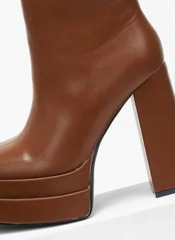 Η καλύτερη συμφωνία 🌟 The Fashion Project Μποτάκια καρέ με ψηλή φιάπα - Καφέ ✔️ -Μποτάκια Κατάστημα mpotakia kare me psili fiapa 108842 15iz