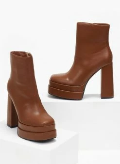 Η καλύτερη συμφωνία 🌟 The Fashion Project Μποτάκια καρέ με ψηλή φιάπα - Καφέ ✔️ -Μποτάκια Κατάστημα mpotakia kare me psili fiapa 108842 hzsm