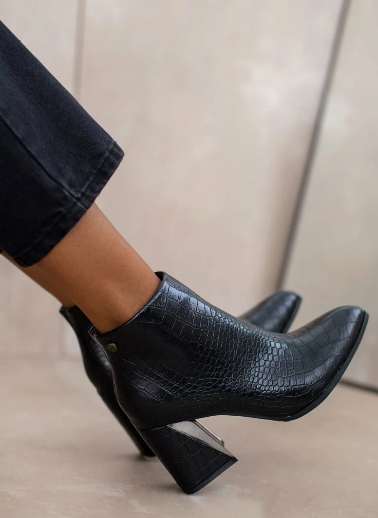 Φτηνός 🛒 Xti Footwear Μποτάκια αστραγάλου κροκό Xti 140411 - Μαύρο 👏 9 Φτηνός 🛒 Xti Footwear Μποτάκια αστραγάλου κροκό Xti 140411 - Μαύρο 👏 - Image 7