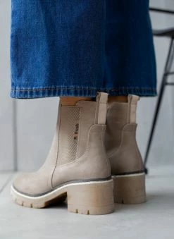 Εκπτωση 😀 Μποτάκια Chelsea ματ Refresh 170365 - Πούρο 😍 -Μποτάκια Κατάστημα mpotakia mat me lastixo refresh 170365 106174 pfag