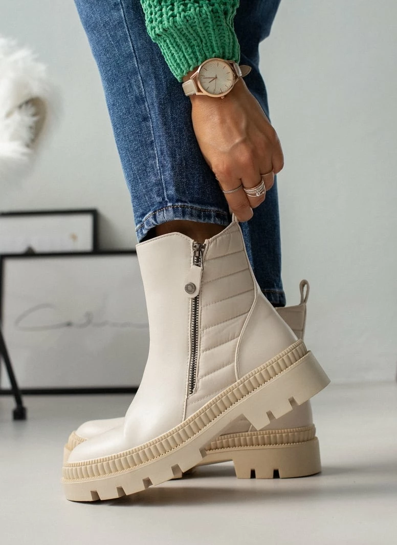 Καλύτερες κριτικές για 🎉 Μποτάκια με καπιτονέ σχέδιο Refresh 170283 - Μπεζ 🌟 3 Καλύτερες κριτικές για 🎉 Μποτάκια με καπιτονέ σχέδιο Refresh 170283 - Μπεζ 🌟