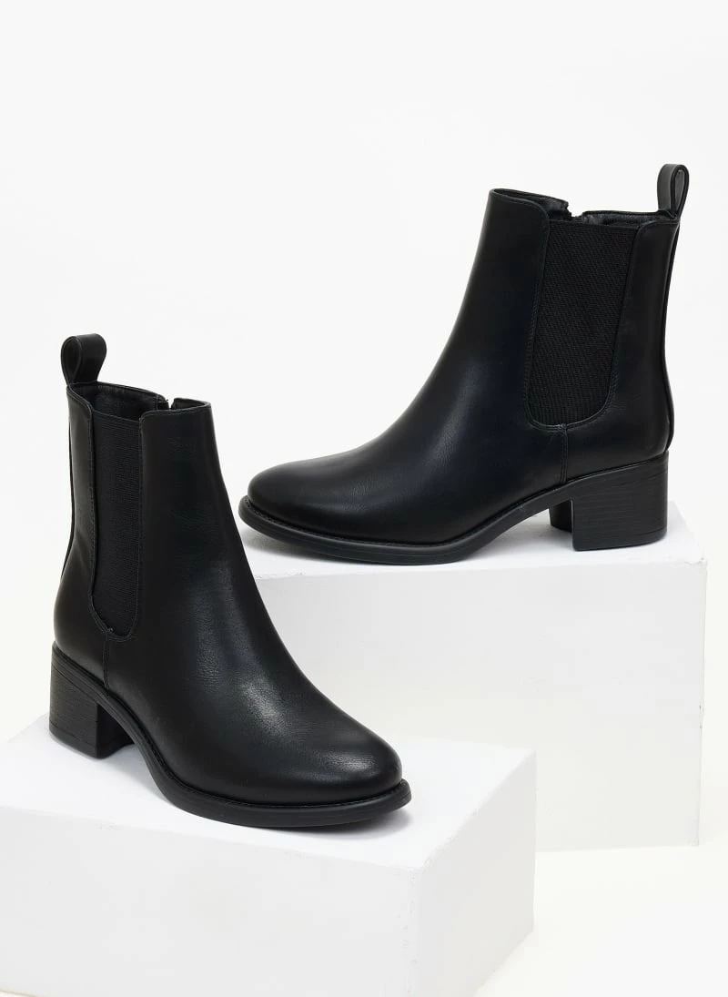 ΧΟΝΔΡΙΚΟ ΕΜΠΟΡΙΟ 😀 The Fashion Project Μποτάκια Chelsea με λάστιχο - Μαύρο ✔️ 5 ΧΟΝΔΡΙΚΟ ΕΜΠΟΡΙΟ 😀 The Fashion Project Μποτάκια Chelsea με λάστιχο - Μαύρο ✔️ - Image 3