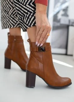 Προώθηση 🧨 The Fashion Project Μποτάκια με μεταλλικό διακοσμητικό - Ταμπά 🎁