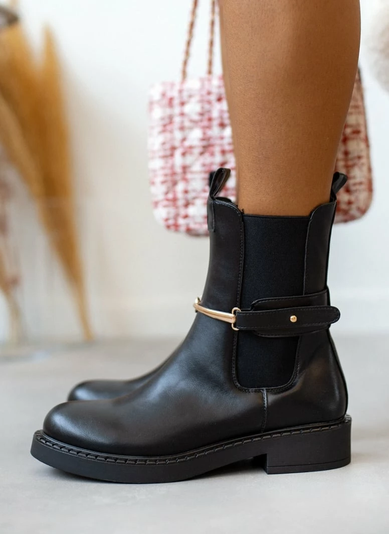 Πολύ καλή προσφορά 🔔 The Fashion Project Μποτάκια Chelsea με μεταλλικό στοιχείο - Μαύρο ❤️ 6 Πολύ καλή προσφορά 🔔 The Fashion Project Μποτάκια Chelsea με μεταλλικό στοιχείο - Μαύρο ❤️ - Image 4