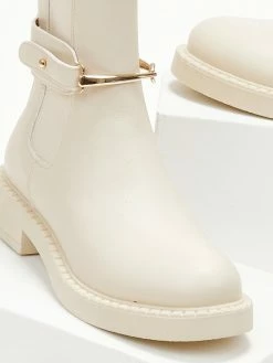 Προώθηση 😍 The Fashion Project Μποτάκια Chelsea με μεταλλικό στοιχείο - Μπεζ 🥰 12 Προώθηση 😍 The Fashion Project Μποτάκια Chelsea με μεταλλικό στοιχείο - Μπεζ 🥰 -Μποτάκια Κατάστημα mpotakia me metalliko stoixeio 105502 jplj