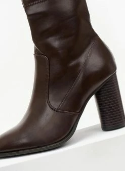 Η καλύτερη συμφωνία 🎁 The Fashion Project Μποτάκια με στρογγυλό ψηλό τακούνι - Καφέ 😉 14 Η καλύτερη συμφωνία 🎁 The Fashion Project Μποτάκια με στρογγυλό ψηλό τακούνι - Καφέ 😉 -Μποτάκια Κατάστημα mpotakia me stroggulo psilo takouni 105750 yzey