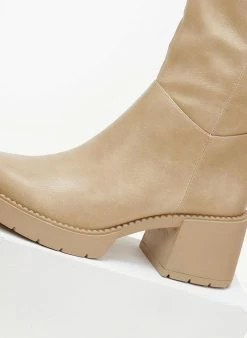 Αγορά ❤️ The Fashion Project Μποτάκια με χοντρό τακούνι - Μπεζ 🎉 -Μποτάκια Κατάστημα mpotakia me xontro takouni 106295 kw4w