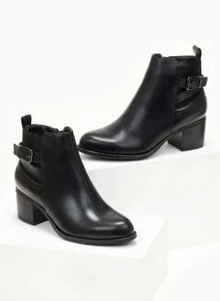 Εκπτωση 😉 The Fashion Project Μποτάκια αστραγάλου με ζωνάκι χιαστί - Μαύρο 👏 9 Εκπτωση 😉 The Fashion Project Μποτάκια αστραγάλου με ζωνάκι χιαστί - Μαύρο 👏 -Μποτάκια Κατάστημα mpotakia me zwnaki xiasti 105896 v197