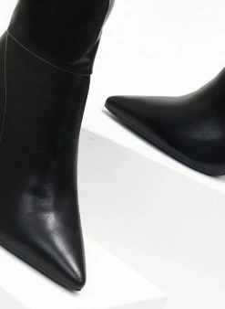 Εξοδος 🛒 The Fashion Project Μποτάκια μυτερά με φερμουάρ - Μαύρο 🎁 -Μποτάκια Κατάστημα mpotakia mutera me fermouar 108479 kcvn