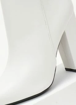 Προϋπολογισμός 😉 The Fashion Project Μποτάκια μυτερά με κάθετη ραφή - Λευκό ⭐ 11 Προϋπολογισμός 😉 The Fashion Project Μποτάκια μυτερά με κάθετη ραφή - Λευκό ⭐ -Μποτάκια Κατάστημα mpotakia mutera me katheti rafi 105574 cj2r