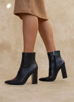 ΧΟΝΔΡΙΚΟ ΕΜΠΟΡΙΟ 🎁 The Fashion Project Μποτάκια μυτερά με κάθετη ραφή - Μαύρο ⭐ 12 ΧΟΝΔΡΙΚΟ ΕΜΠΟΡΙΟ 🎁 The Fashion Project Μποτάκια μυτερά με κάθετη ραφή - Μαύρο ⭐ -Μποτάκια Κατάστημα mpotakia mutera me katheti rafi 105575 n0hj