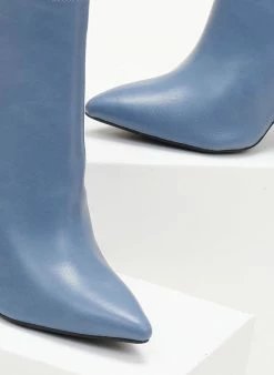 Νέος 😀 The Fashion Project Μποτάκια μυτερά με κάθετη ραφή - Ραφ 🔔 -Μποτάκια Κατάστημα mpotakia mutera me katheti rafi 105578 n0pj