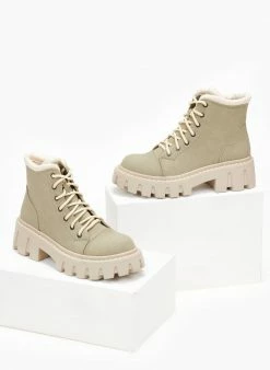 Φτηνός ⭐ The Fashion Project Αρβυλάκια Suede με Chunky σόλα - Λαδί 🧨 -Μποτάκια Κατάστημα mpotakia suede me chunky sola 106908 js7n