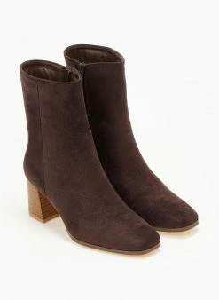Τοπ 10 🔥 The Fashion Project Μποτάκια Suede με ξύλινο τακούνι - Καφέ ⌛ -Μποτάκια Κατάστημα mpotakia suede me ksulino takouni 107956 4za3