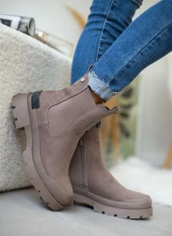 Κουπόνι 😀 Xti Footwear Μποτάκια Chelsea με λάστιχο Xti 140570 - Τάουπε 🔔