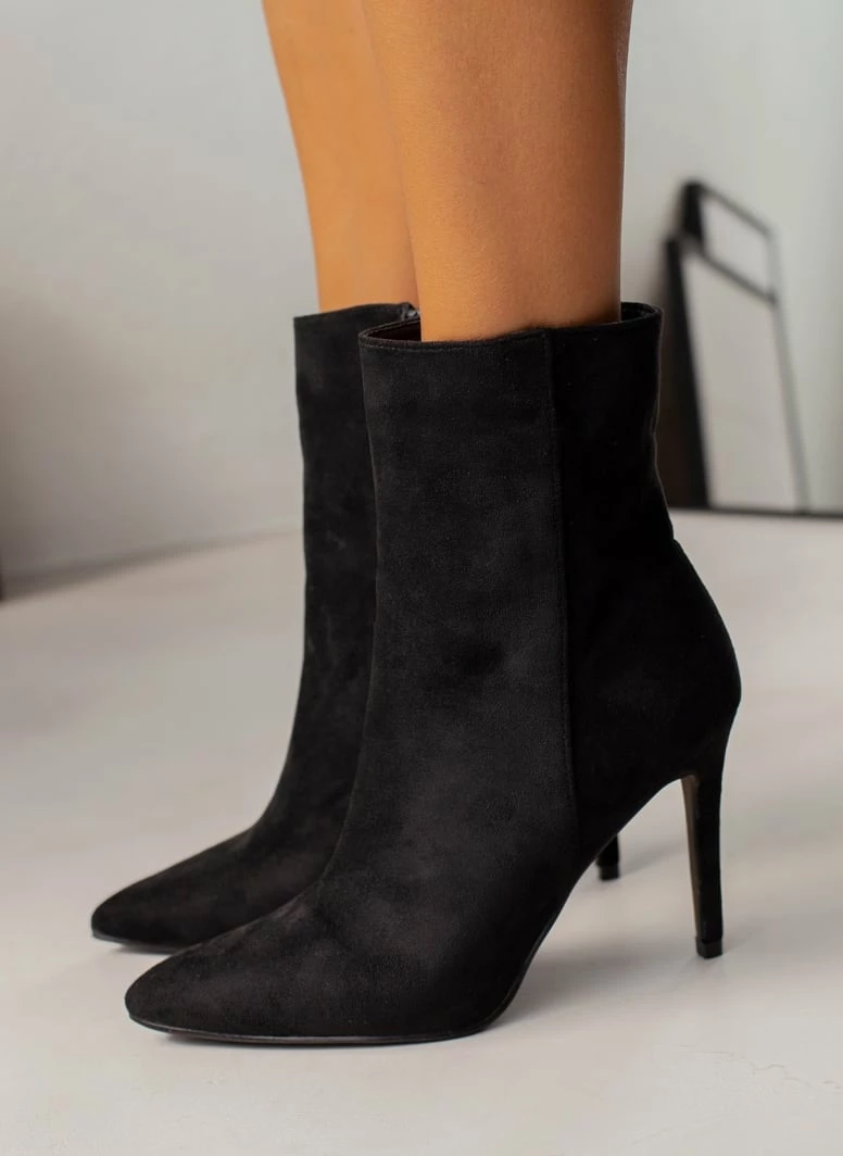 Φτηνός 😀 The Fashion Project Μποτάκια Suede με λεπτό τακούνι - Μαύρο 🔔 3 Φτηνός 😀 The Fashion Project Μποτάκια Suede με λεπτό τακούνι - Μαύρο 🔔