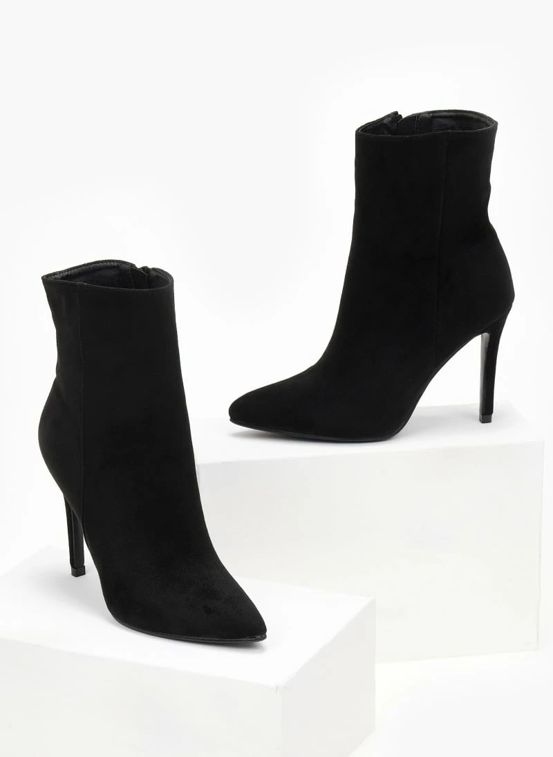 Φτηνός 😀 The Fashion Project Μποτάκια Suede με λεπτό τακούνι - Μαύρο 🔔 7 Φτηνός 😀 The Fashion Project Μποτάκια Suede με λεπτό τακούνι - Μαύρο 🔔 - Image 5