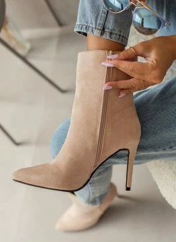 Προώθηση 🛒 The Fashion Project Μποτάκια Suede με λεπτό τακούνι - Μπεζ ❤️ -Μποτάκια Κατάστημα mpotakia suede me lepto takouni 106917 s50w
