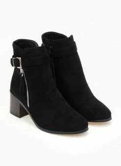 Κουπόνι ❤️ The Fashion Project Μποτάκια Suede με μεταλλικό φερμουάρ - Μαύρο ✨ -Μποτάκια Κατάστημα mpotakia suede me metalliko fermouar 107057 hm1d