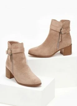 Προϋπολογισμός ⌛ The Fashion Project Μποτάκια Suede με μεταλλικό φερμουάρ - Πούρο ✔️ -Μποτάκια Κατάστημα mpotakia suede me metalliko fermouar 107059 31r0