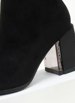 Πολύ καλή προσφορά ⭐ Xti Footwear Μποτάκια αστραγάλου Suede με μεταλλικό στοιχείο Xti 140412 - Μαύρο 😍 -Μποτάκια Κατάστημα mpotakia suede me metalliko stoixeio sto takouni x 106382 bb7k