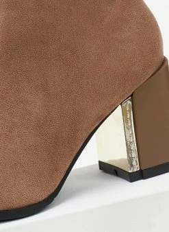 ΧΟΝΔΡΙΚΟ ΕΜΠΟΡΙΟ 😉 Xti Footwear Μποτάκια αστραγάλου Suede με μεταλλικό στοιχείο Xti 140412 - Τάουπε 🌟 -Μποτάκια Κατάστημα mpotakia suede me metalliko stoixeio sto takouni x 106383 gkn1