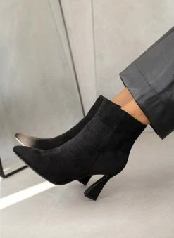 Καλύτερη πώληση 👏 The Fashion Project Μποτάκια Suede με τακούνι καμπάνα - Μαύρο 🔔 -Μποτάκια Κατάστημα mpotakia suede me takouni kampana 107163 yeyk