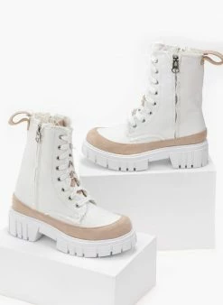 Κουπόνι 🌟 The Fashion Project Αρβυλάκια τζιν με ξέφτια στις ραφές - Λευκό 👏 14 Κουπόνι 🌟 The Fashion Project Αρβυλάκια τζιν με ξέφτια στις ραφές - Λευκό 👏 -Μποτάκια Κατάστημα mpotakia tzin me kseftia stis rafes 98361 g4z4