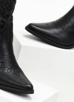 Συμφωνίες 🧨 The Fashion Project Μποτάκια Cowboy με ανάγλυφο Pattern - Μαύρο 😉 -Μποτάκια Κατάστημα mpotakia western me anaglufo pattern 107103 ppym