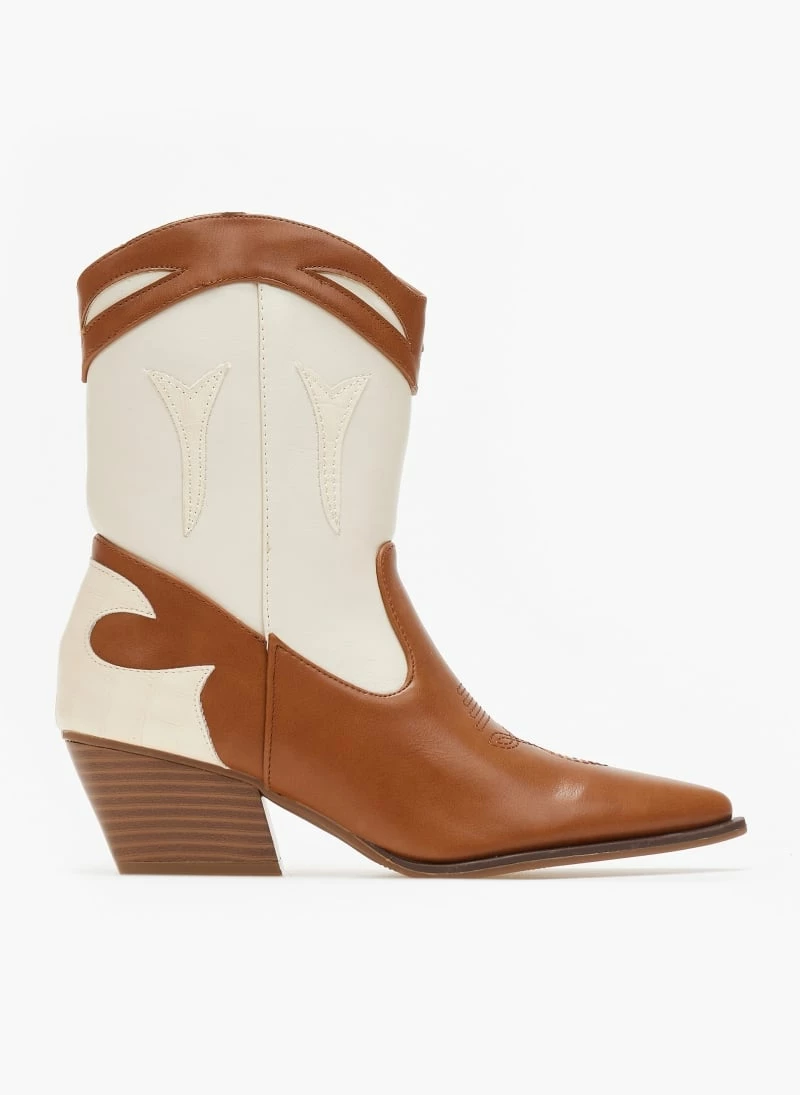 ΧΟΝΔΡΙΚΟ ΕΜΠΟΡΙΟ 🛒 The Fashion Project Μποτάκια Cowboy με διχρωμία - Μπεζ 🤩 4 ΧΟΝΔΡΙΚΟ ΕΜΠΟΡΙΟ 🛒 The Fashion Project Μποτάκια Cowboy με διχρωμία - Μπεζ 🤩 - Image 2