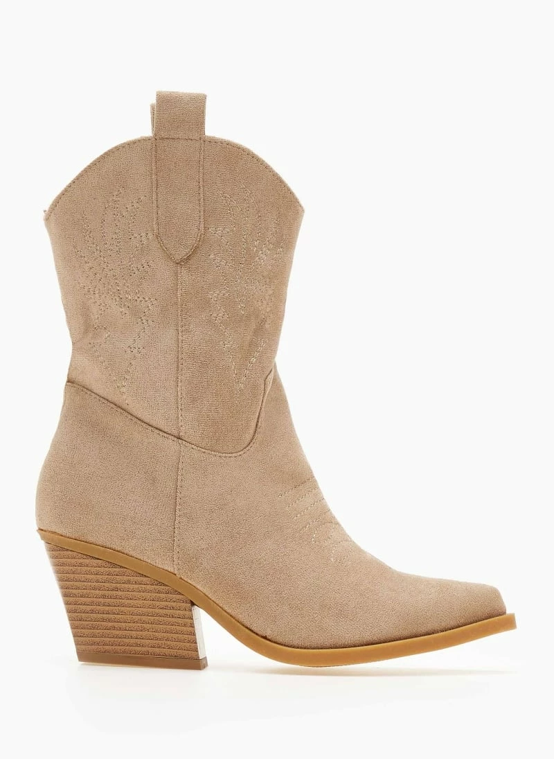 Ολοκαίνουργιο ⭐ The Fashion Project Μποτάκια Western με ξύλινο τακούνι - Πούρο 💯 4 Ολοκαίνουργιο ⭐ The Fashion Project Μποτάκια Western με ξύλινο τακούνι - Πούρο 💯 - Image 2