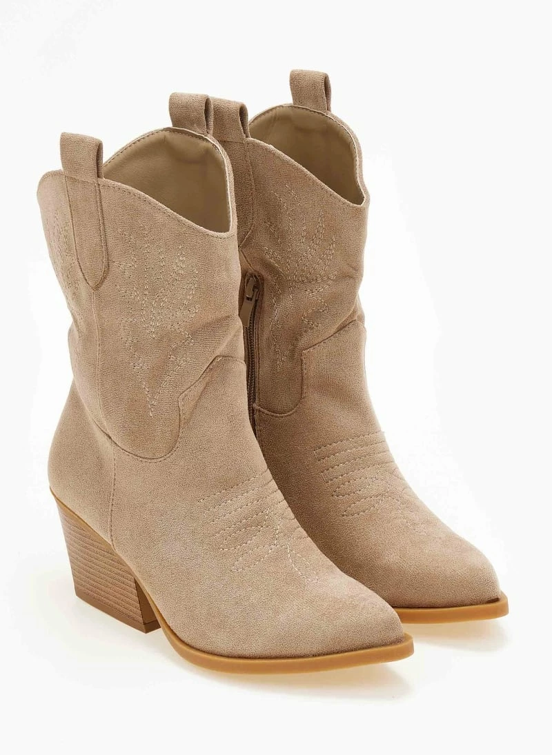 Ολοκαίνουργιο ⭐ The Fashion Project Μποτάκια Western με ξύλινο τακούνι - Πούρο 💯 8 Ολοκαίνουργιο ⭐ The Fashion Project Μποτάκια Western με ξύλινο τακούνι - Πούρο 💯 - Image 6