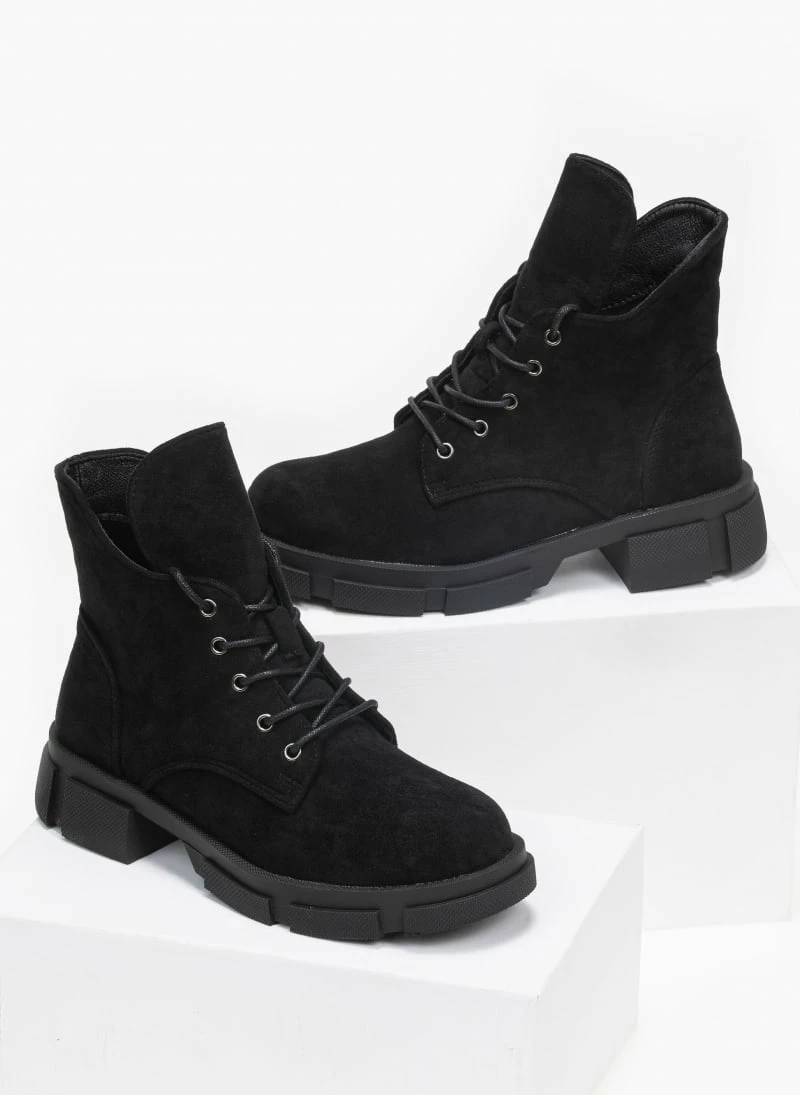 Προϋπολογισμός 🛒 The Fashion Project Αρβυλάκια Suede με άνισο τελείωμα - Μαύρο 👏 5 Προϋπολογισμός 🛒 The Fashion Project Αρβυλάκια Suede με άνισο τελείωμα - Μαύρο 👏 - Image 3