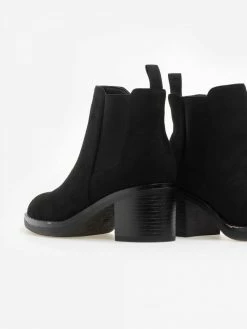 Καλύτερη πώληση 🎉 The Fashion Project Μποτάκια αστραγάλου Suede - Μαύρο ⭐ -Μποτάκια Κατάστημα suede mpotinia astragalou me tetragwno takouni 83500 psgd